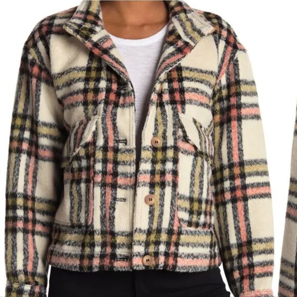 NWT Bagatelle COZY brushed knit Plaid Shacket - Picture 5 of 8